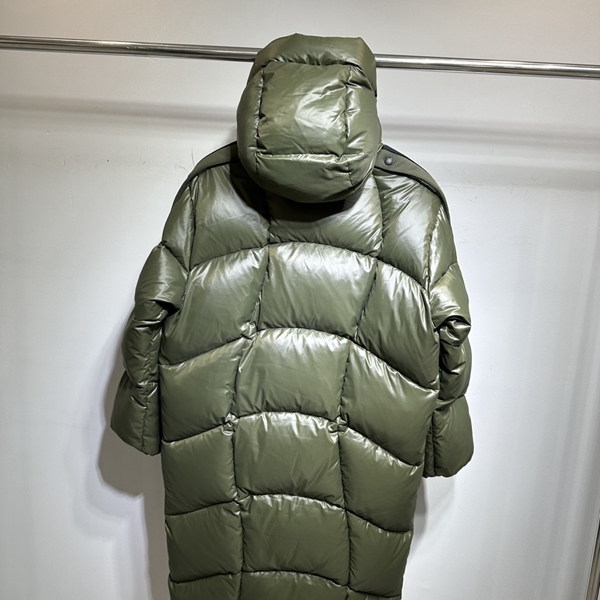 ハイクオリティダウンジャケット全体デザイン